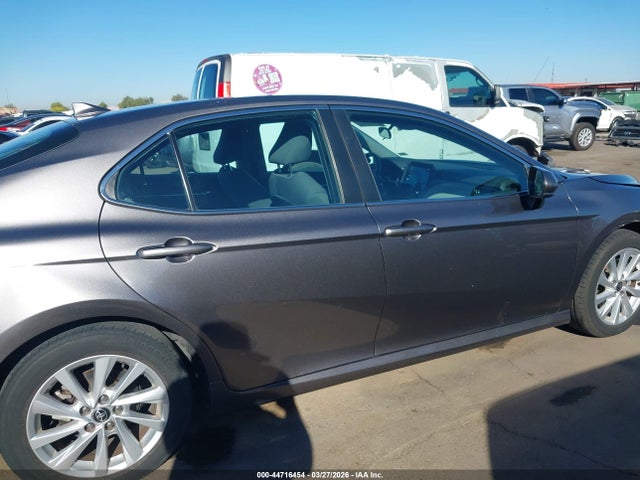4T1C11AK0MU442450 Toyota CAMRY LE