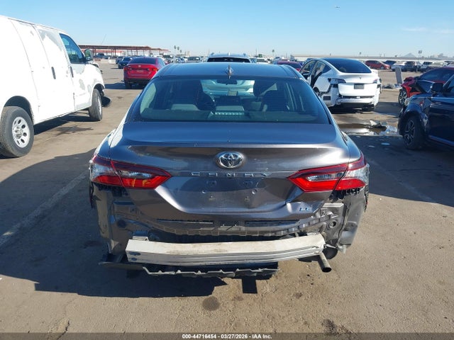 4T1C11AK0MU442450 Toyota CAMRY LE