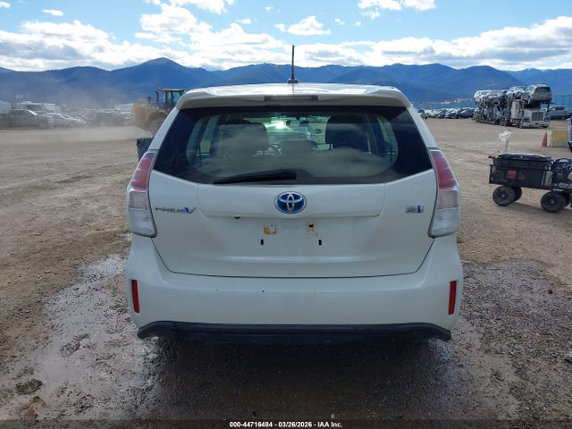 2017 Toyota Prius V Three მანქანა იყიდება აუქციონზე, vin: JTDZN3EU9HJ066137, აუქციონის ნომერი: 44716484