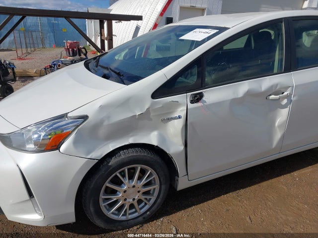2017 Toyota Prius V Three მანქანა იყიდება აუქციონზე, vin: JTDZN3EU9HJ066137, აუქციონის ნომერი: 44716484
