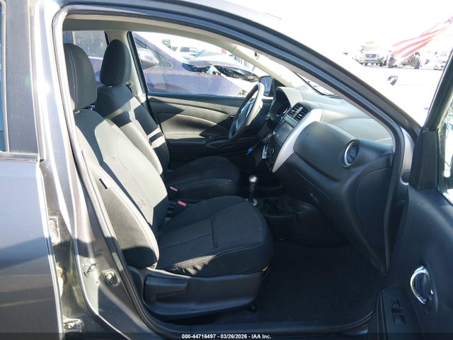 3N1CN7AP0JL885617 Nissan Versa 1.6 Sv