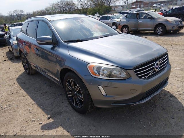 2016 VOLVO XC60 YV440MDKXG2822482