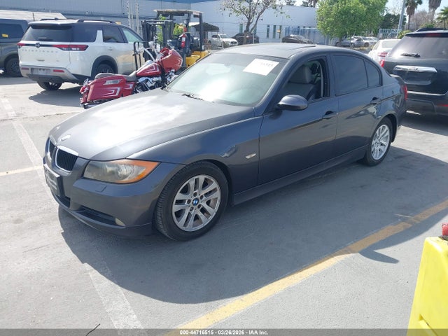 2006 Bmw 325i მანქანა იყიდება აუქციონზე, vin: WBAVB13596KR63602, აუქციონის ნომერი: 44716515