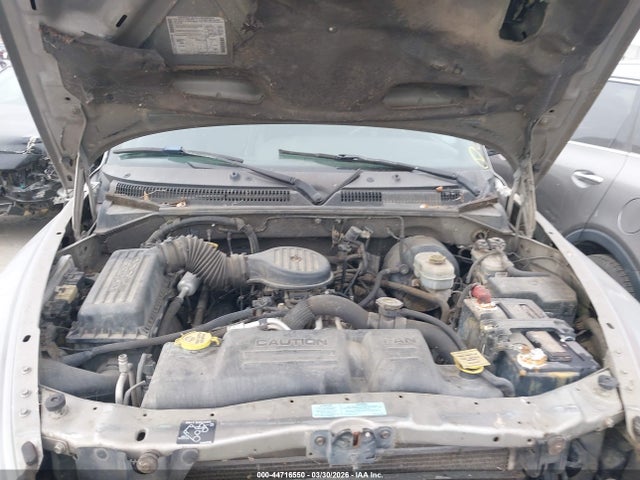 44716550 :رقم المزاد ، 1B4HS28Z1YF305685 vin ، 2000 Dodge Durango مزاد بيع