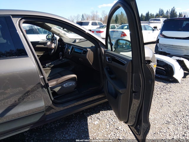 Porsche Macan 2018 WP1AA2A59JLB23219 Image 5