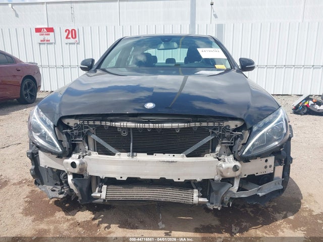 2015 Mercedes-benz C 300 მანქანა იყიდება აუქციონზე, vin: 55SWF4JB7FU074301, აუქციონის ნომერი: 44716581
