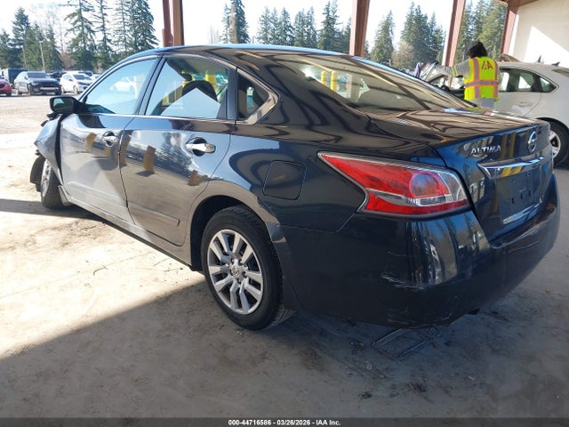 Nissan Altima 2.5 S 2015 1N4AL3AP0FC581263 Image 3
