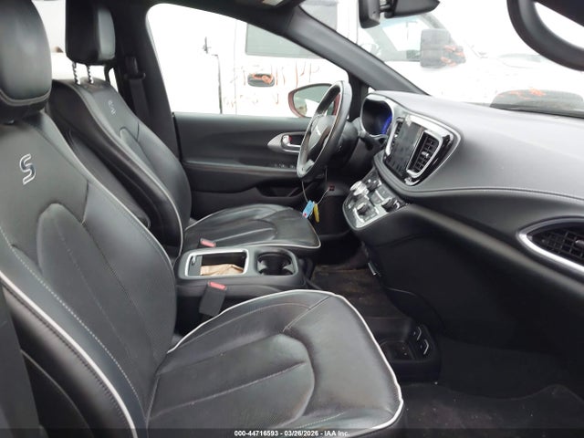 Продажа на аукционе авто 2019 Chrysler Pacifica Limited, vin: 2C4RC1GG9KR706240, номер лота: 44716593