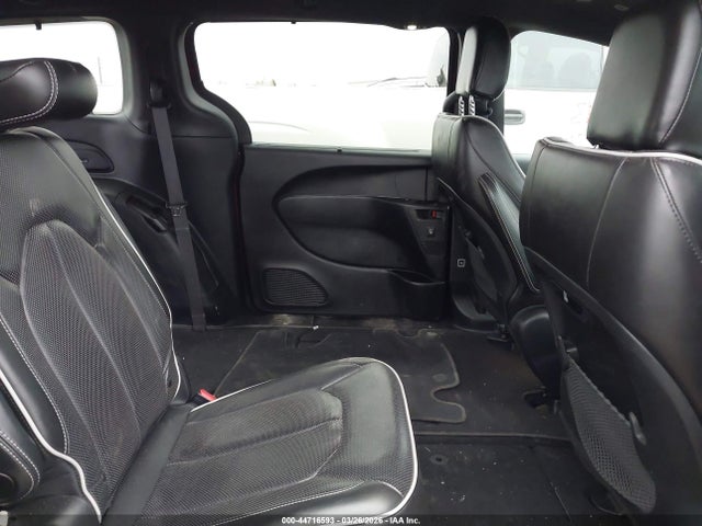 Продажа на аукционе авто 2019 Chrysler Pacifica Limited, vin: 2C4RC1GG9KR706240, номер лота: 44716593