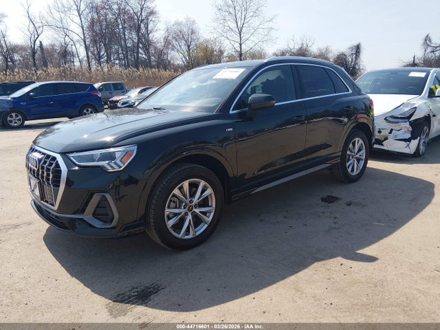2023 Audi Q3 Premium 45 Tfsi S Line Quattro Tiptronic მანქანა იყიდება აუქციონზე, vin: WA1DECF35P1142025, აუქციონის ნომერი: 44716601
