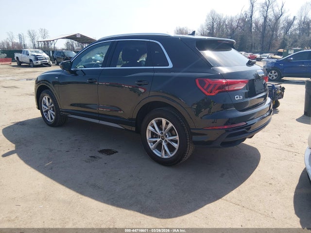 2023 Audi Q3 Premium 45 Tfsi S Line Quattro Tiptronic მანქანა იყიდება აუქციონზე, vin: WA1DECF35P1142025, აუქციონის ნომერი: 44716601