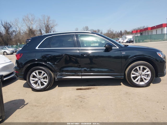 2023 Audi Q3 Premium 45 Tfsi S Line Quattro Tiptronic მანქანა იყიდება აუქციონზე, vin: WA1DECF35P1142025, აუქციონის ნომერი: 44716601