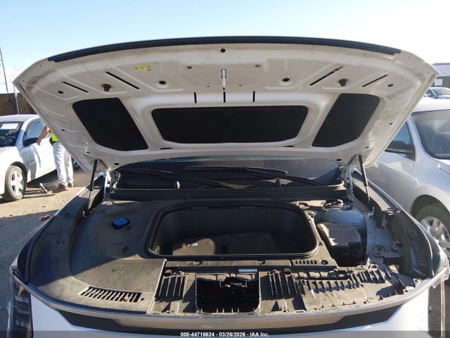 2025 Kia Ev9 Wind მანქანა იყიდება აუქციონზე, vin: 5XYAFFS51SG001718, აუქციონის ნომერი: 44716624
