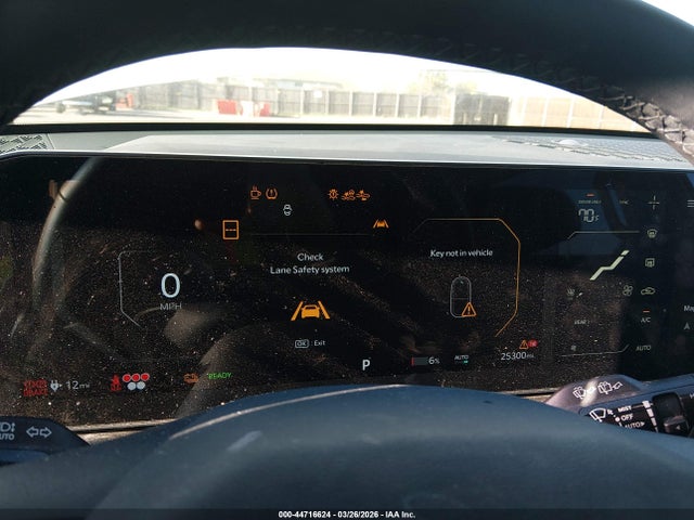 2025 Kia Ev9 Wind მანქანა იყიდება აუქციონზე, vin: 5XYAFFS51SG001718, აუქციონის ნომერი: 44716624
