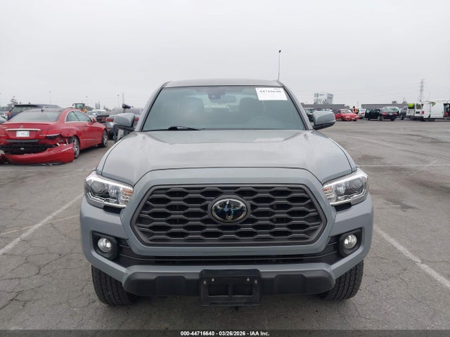 3TMCZ5AN1MM433839 Toyota Tacoma Trd Off-road