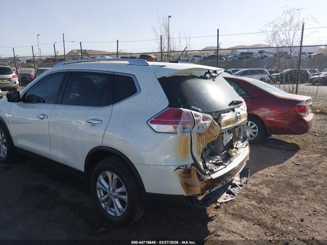 44716648 :رقم المزاد ، KNMAT2MV9GP654137 vin ، 2016 Nissan Rogue Sv مزاد بيع
