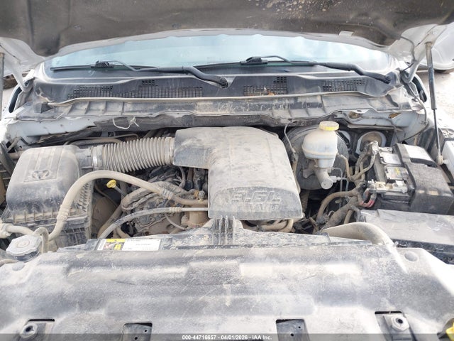 1C6RR7KG7RS130351 RAM 1500 Classic Tradesman 4x4 5&#039;7 Box