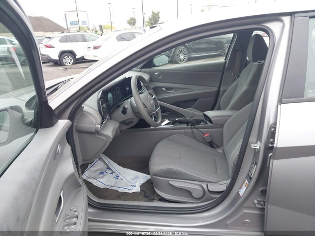 44716734 :رقم المزاد ، KMHLM4DG9RU703047 vin ، 2024 Hyundai Elantra Sel مزاد بيع