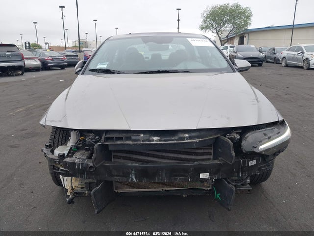 44716734 :رقم المزاد ، KMHLM4DG9RU703047 vin ، 2024 Hyundai Elantra Sel مزاد بيع