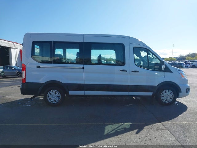 Ford Transit-350 Passenger Van Xlt 2022 1FBAX2C86NKA67084 Image 13