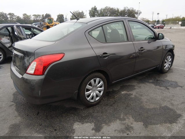 Nissan Versa 1.6 S 2015 3N1CN7AP8FL825401 Image 4