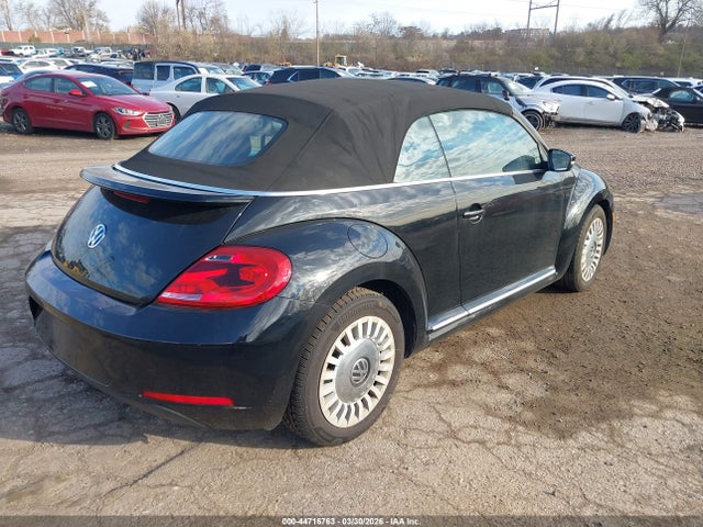 2015 VOLKSWAGEN BEETLE 3VW517AT8FM820754 Photo 3