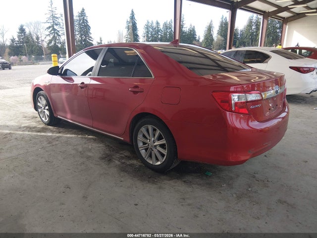 4T1BD1FKXEU111887 Toyota Camry Hybrid Xle