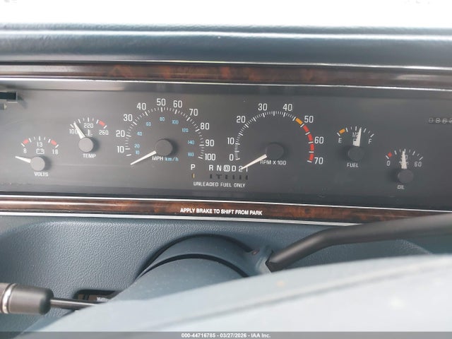 1993 Buick Roadmaster Estate მანქანა იყიდება აუქციონზე, vin: 1G4BR8375PW402783, აუქციონის ნომერი: 44716785