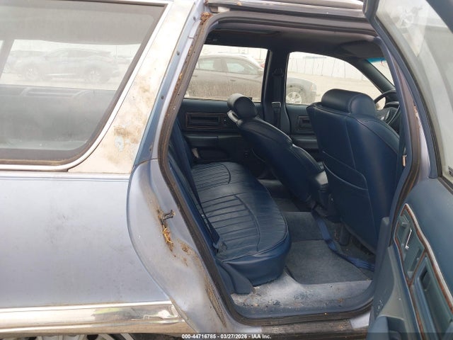 1993 Buick Roadmaster Estate მანქანა იყიდება აუქციონზე, vin: 1G4BR8375PW402783, აუქციონის ნომერი: 44716785