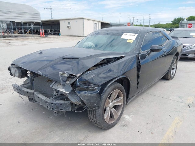 44716788 :رقم المزاد ، 2C3CDZAG5GH296970 vin ، 2016 Dodge Challenger Sxt مزاد بيع