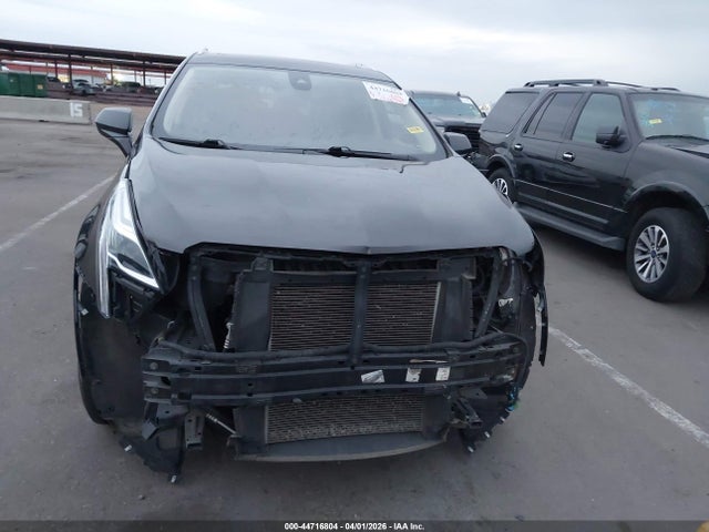 1GYKNFRS0JZ143183 Cadillac Xt5 Premium Luxury