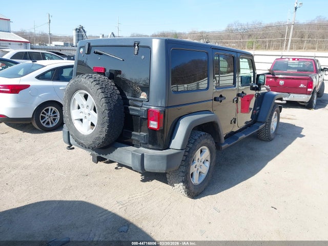 1C4BJWDG6HL515756 Jeep Wrangler Unlimited Sport 4x4