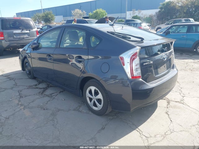 JTDKN3DU7F0420615 Toyota Prius Four