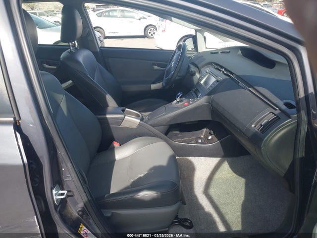 JTDKN3DU7F0420615 Toyota Prius Four