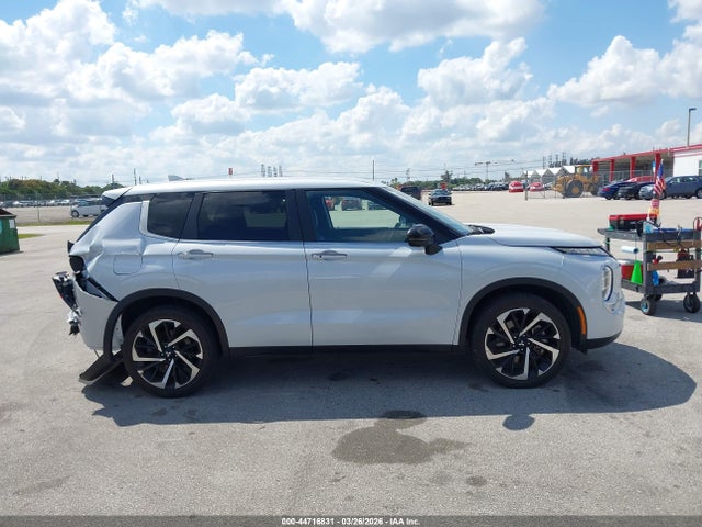 Продаж на аукціоні авто 2024 Mitsubishi Outlander Se 2.5 2wd, vin: JA4J3VA82RZ044694, номер лоту: 44716831