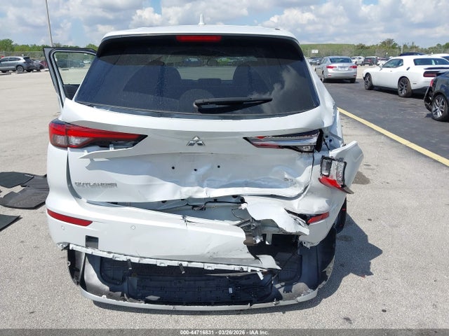 Продаж на аукціоні авто 2024 Mitsubishi Outlander Se 2.5 2wd, vin: JA4J3VA82RZ044694, номер лоту: 44716831