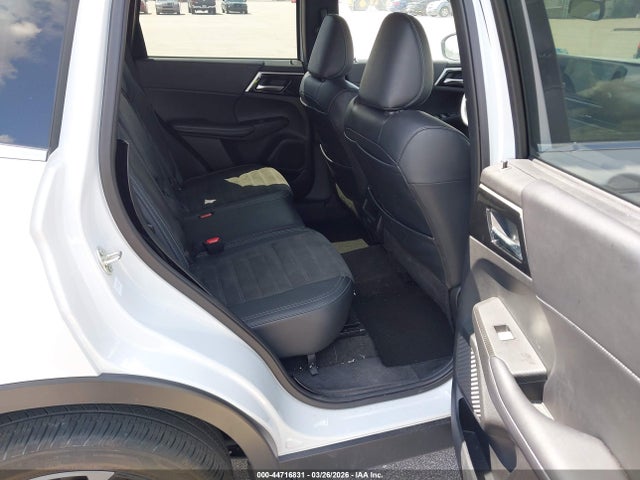 Продаж на аукціоні авто 2024 Mitsubishi Outlander Se 2.5 2wd, vin: JA4J3VA82RZ044694, номер лоту: 44716831