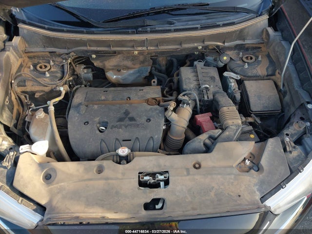44716834 :رقم المزاد ، JA4AP3AU6JZ015046 vin ، 2018 Mitsubishi Outlander Sport 2.0 Es مزاد بيع