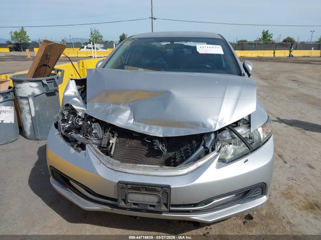 19XFB2F52EE032112 Honda Civic Lx