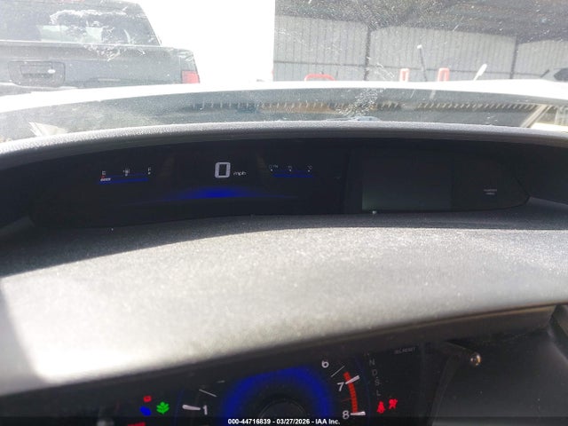 19XFB2F52EE032112 Honda Civic Lx