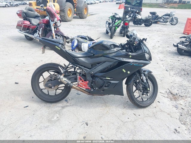 Yamaha Yzfr3 A 2023 MH3RH18Y7PK011285 Image 12