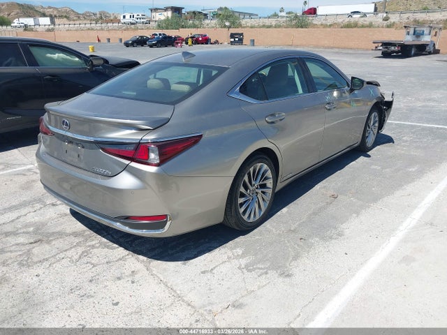 58AEA1C13MU006827 Lexus Es 300h Luxury