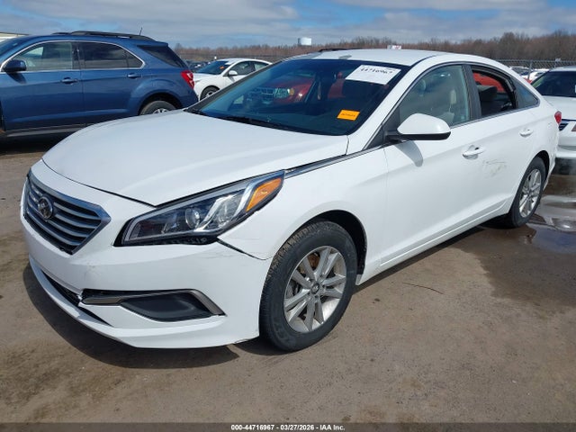 2016 Hyundai Sonata Se მანქანა იყიდება აუქციონზე, vin: 5NPE24AF7GH358123, აუქციონის ნომერი: 44716967