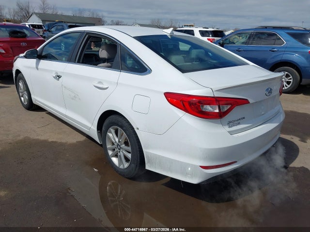 2016 Hyundai Sonata Se მანქანა იყიდება აუქციონზე, vin: 5NPE24AF7GH358123, აუქციონის ნომერი: 44716967