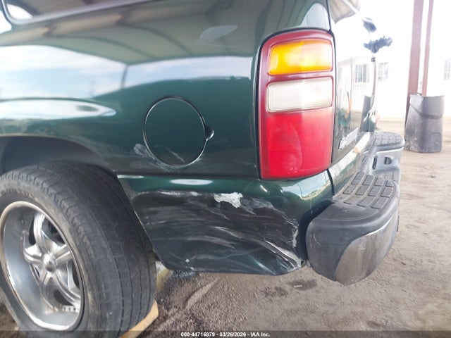 Продажа на аукционе авто 2003 Chevrolet Tahoe Lt, vin: 1GNEC13Z63R150473, номер лота: 44716979