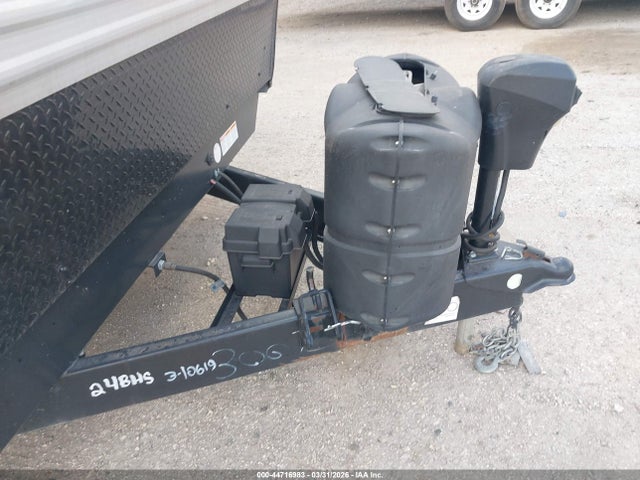 Prime Time Travel Trailer 2022 5ZT2AVNBXNB933007 Image 10