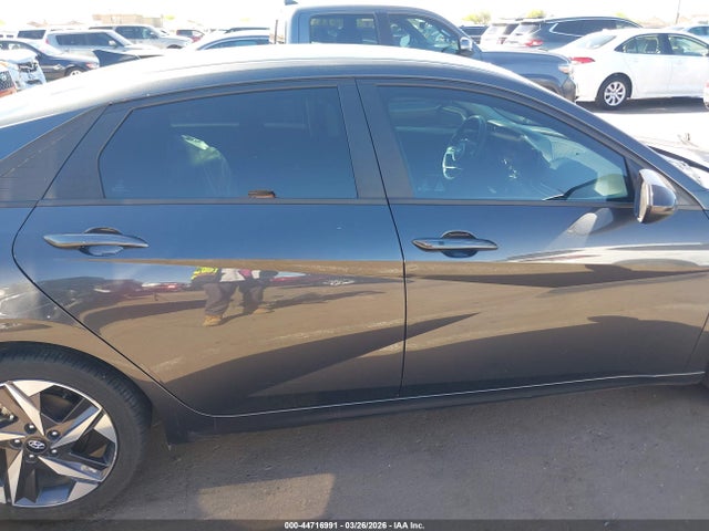 Hyundai ELANTRA SEL 2023 5NPLS4AG8PH086455 Image 13