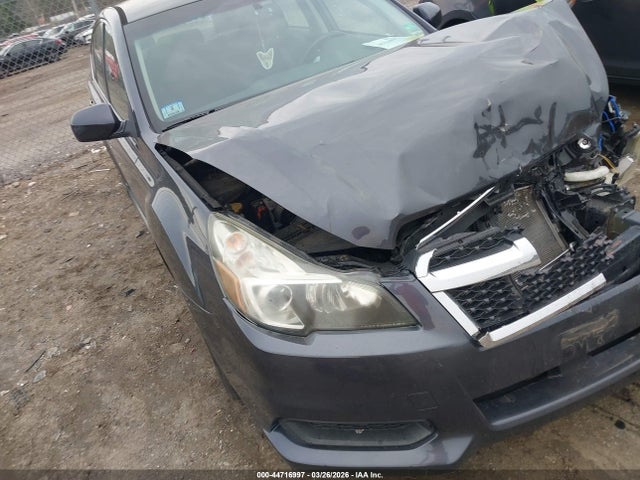 44716997 :رقم المزاد ، 4S3BMBC69D3011852 vin ، 2013 Subaru Legacy 2.5i Premium مزاد بيع