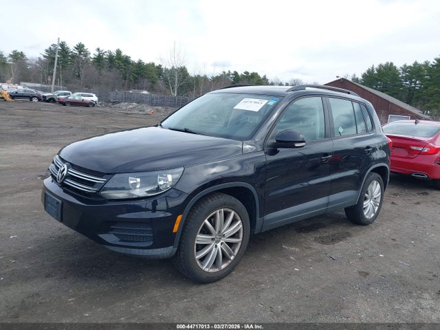 WVGBV7AX0GW530096 Volkswagen TIGUAN S
