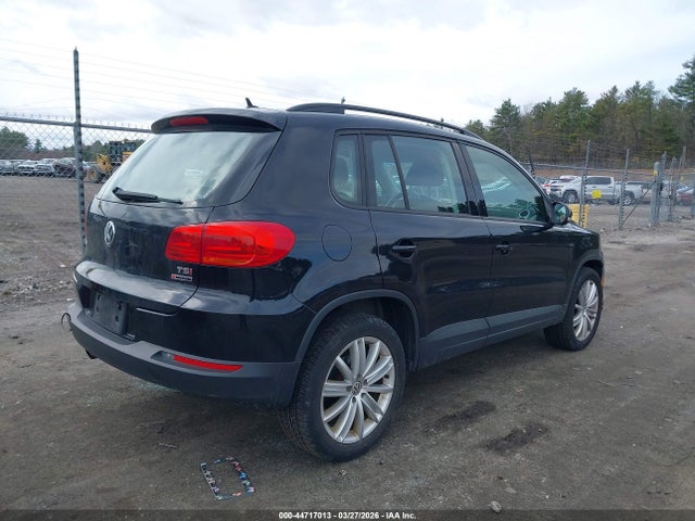 WVGBV7AX0GW530096 Volkswagen TIGUAN S